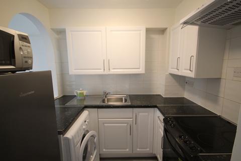 1 bedroom flat to rent, Conifer Way, Wembley, Middlesex, HA0 3QP