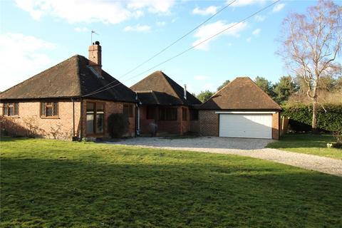 4 bedroom bungalow to rent, Goddards Green Road, Benenden, Kent, TN17