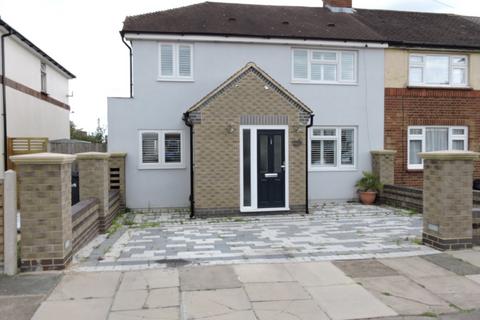 4 bedroom end of terrace house for sale, Stoneleigh Avenue, Enfield, EN1