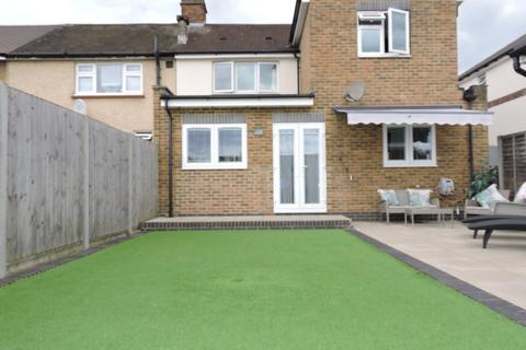 4 bedroom end of terrace house for sale, Stoneleigh Avenue, Enfield, EN1