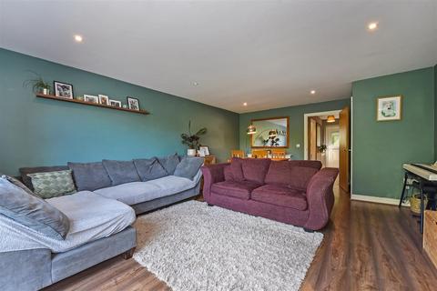 3 bedroom semi-detached house for sale, Charlton Road, Andover