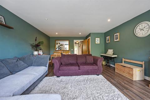 3 bedroom semi-detached house for sale, Charlton Road, Andover