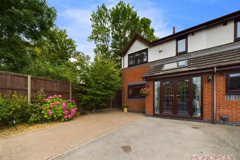 3 bedroom semi-detached house for sale, Sandringham Close, Bersham, Wrexham