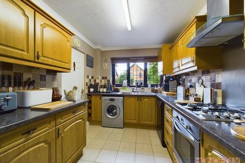 3 bedroom semi-detached house for sale, Sandringham Close, Bersham, Wrexham