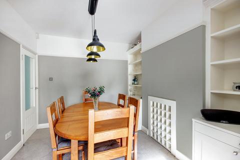 10 Milton Avenue, Gravesend, DA12 1QL