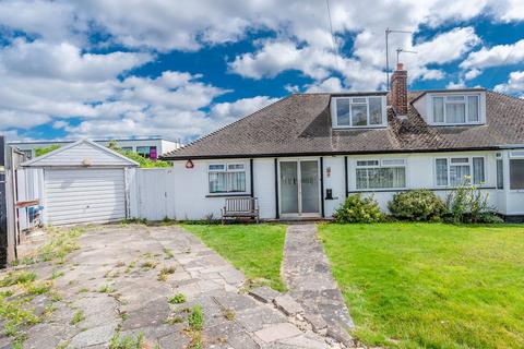 3 bedroom bungalow to rent, Chestnut Drive, Harrow Weald, Harrow, HA3