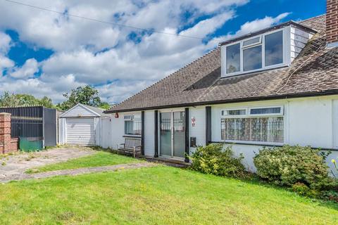 3 bedroom bungalow to rent, Chestnut Drive, Harrow Weald, Harrow, HA3