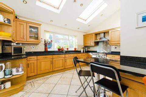 5 bedroom semi-detached house to rent, Marlborough Avenue, Ruislip, HA4