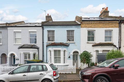 3 bedroom house to rent, Wellfield Road, Streatham, London, SW16