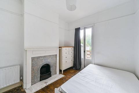 3 bedroom house to rent, Wellfield Road, Streatham, London, SW16