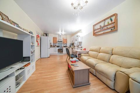 1 bedroom flat for sale, Schoolgate Drive, Morden, SM4