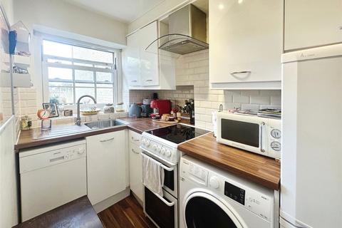 1 bedroom apartment for sale, Cookham Road, Berkshire SL6