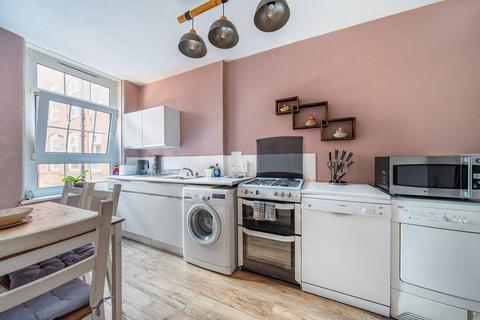 1 bedroom flat for sale, Chadworth House, Clerkenwell, London, EC1V