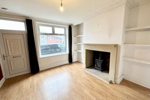 3 bedroom terraced house for sale, Kilnhurst Road, Todmorden, OL14 6AL