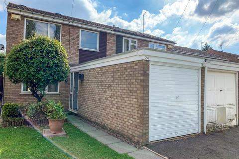 3 bedroom semi-detached house to rent, Gelert Avenue, Leicester LE5