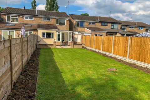 3 bedroom semi-detached house to rent, Gelert Avenue, Leicester LE5