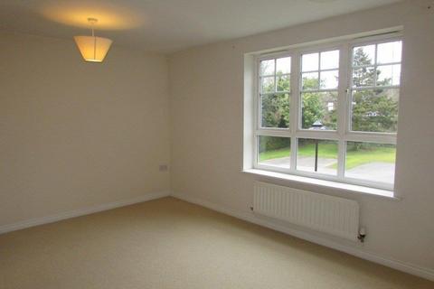 2 bedroom flat to rent, Dunsmore Grove, Solihull, B91 1SU