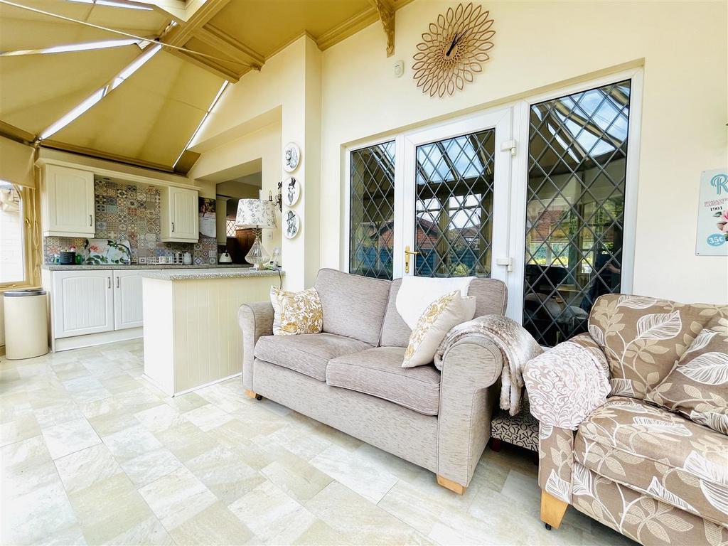 Conservatory Day Room