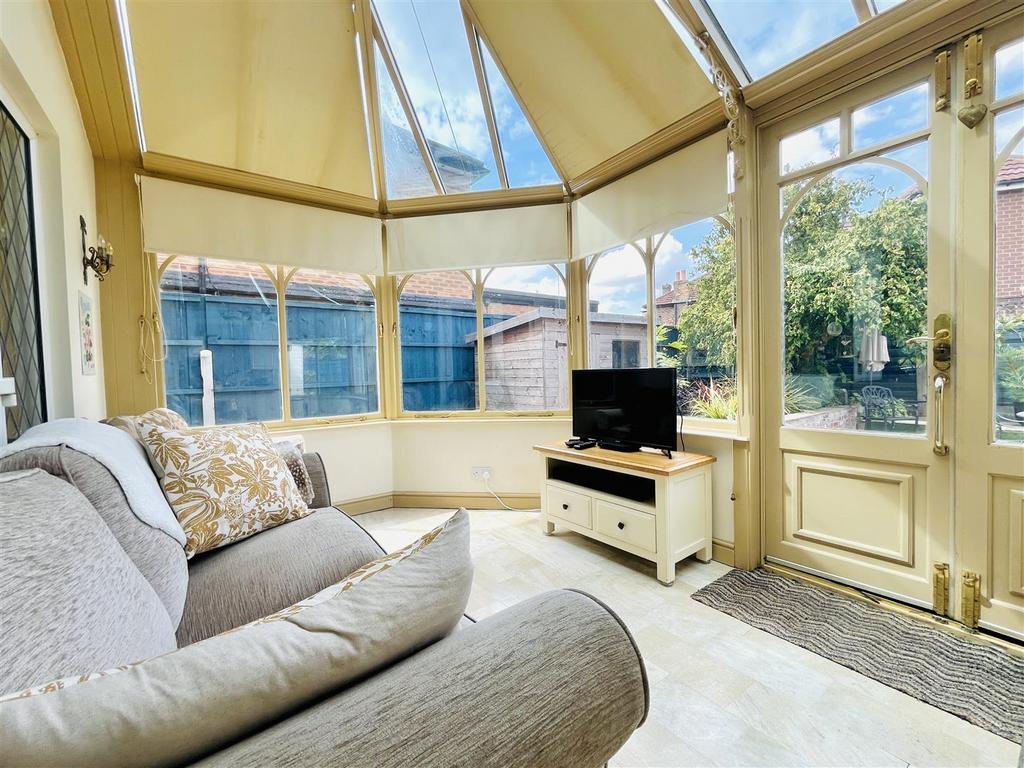 Conservatory Day Room