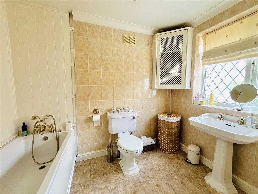 Family Bathroom