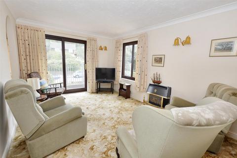 2 bedroom flat for sale, Holt Road, Sheringham