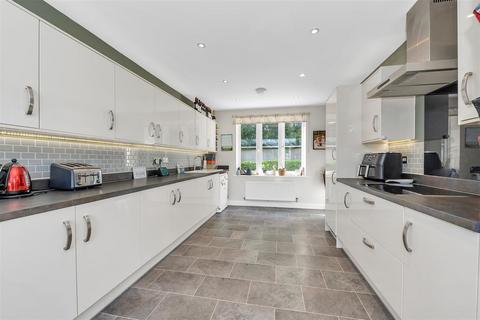 4 bedroom detached house for sale, Farrier Mews, Kentford