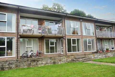 2 bedroom flat for sale, Willow Court, Beverley, East Riding of Yorkshire, HU17 7LW