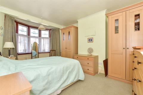 3 bedroom semi-detached house for sale, Donington Avenue, Ilford, Essex