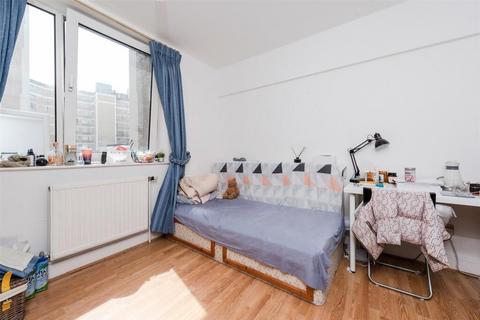 2 bedroom flat to rent, Sloane Avenue, Chelsea SW3