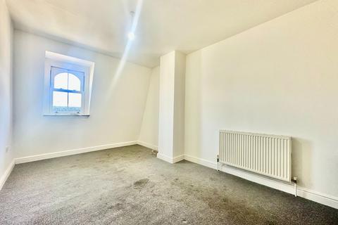 2 bedroom flat to rent, 1 Worthington Street, Dover CT17