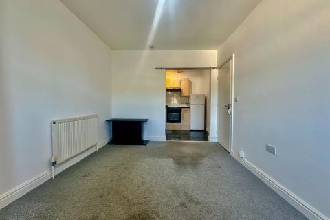 2 bedroom flat to rent, 1 Worthington Street, Dover CT17