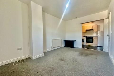 2 bedroom flat to rent, 1 Worthington Street, Dover CT17