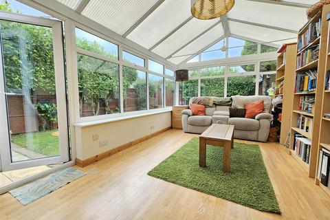 15 Alders Brook, Hilton, Derby, DE65 5HF