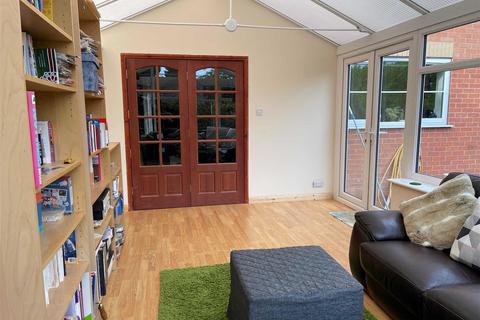 15 Alders Brook, Hilton, Derby, DE65 5HF