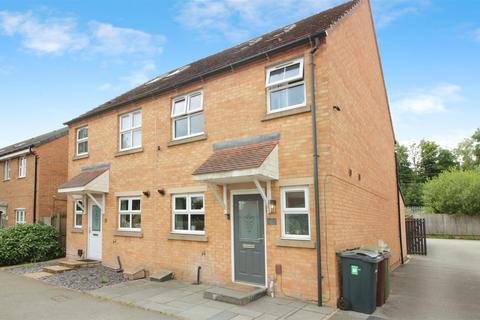 3 bedroom semi-detached house for sale, Bramble Square, Wakefield WF3