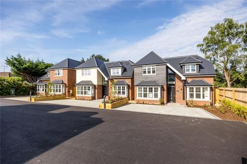 4 bedroom detached house for sale, Oaks Drive, Ringwood BH24