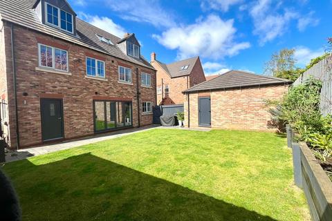 5 bedroom detached house for sale, Westcote Fold, South Cave, HU15