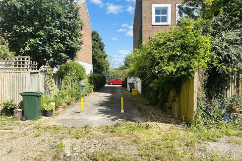 Land to rent, Land To The Rear Of High Street, Barnet, EN5