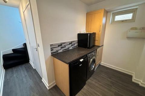 49 Farnley Road, Balby, Doncaster, DN4 8TP