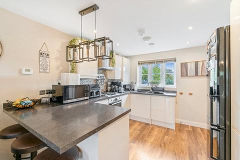 15 Farm Close, St Georges, Weston-super-mare, BS22 7SJ