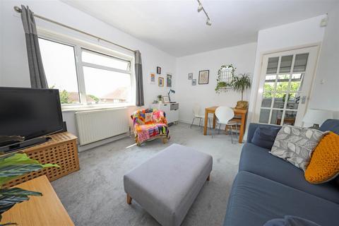 1 bedroom apartment for sale, Summersdeane, Southwick, Brighton