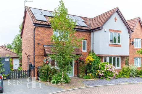 4 bedroom detached house for sale, Bluebell Way, Bamber Bridge, Preston