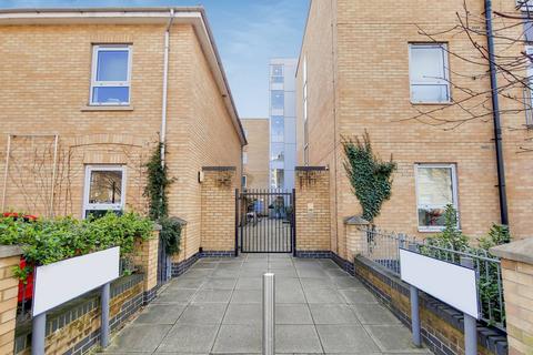 1 bedroom flat to rent, Taylor House, Westferry, London, E14