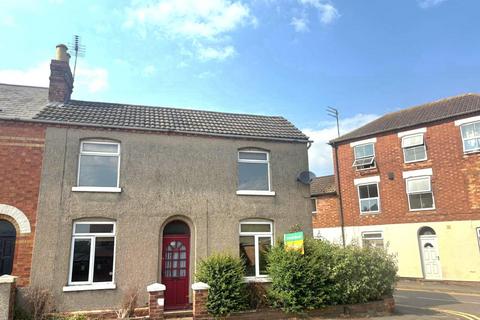 2 bedroom end of terrace house for sale, Wellingborough Road, Earls Barton, Northamptonshire NN6