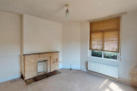 2 bedroom end of terrace house for sale, Wellingborough Road, Earls Barton, Northamptonshire NN6