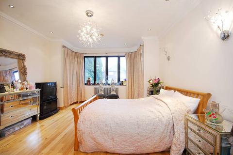 7 bedroom house to rent, Brondesbury Park, Brondesbury, London, NW6