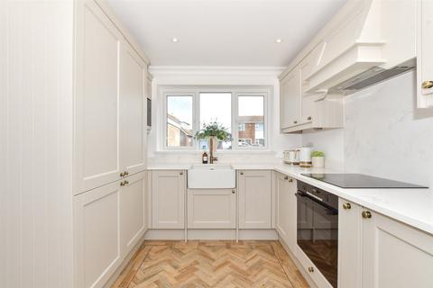 14 Greenfield Road, Ramsgate, CT12 6TX