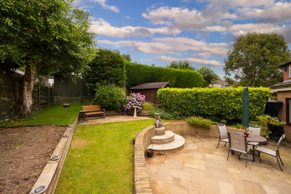 Rear Patio/Garden