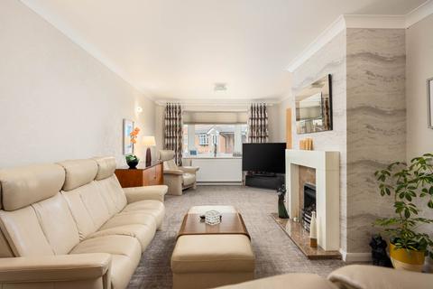 22 Brookfield, Shaw, Oldham, OL2 7QQ