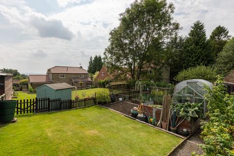 4 bedroom detached house for sale, Ebberston YO13